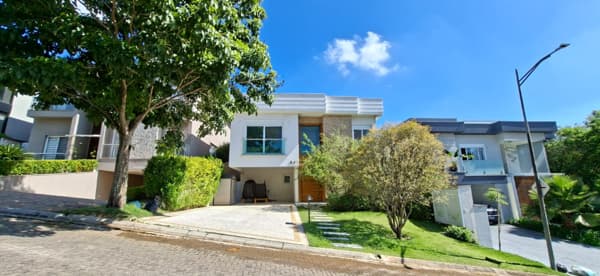 Casa à venda no bairro Tamboré em Santana de Parnaíba/SP