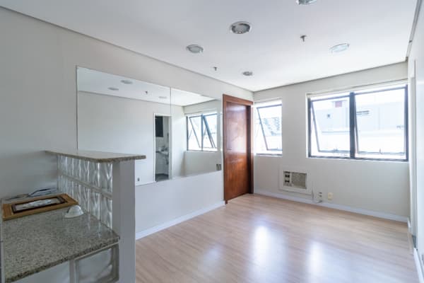 Sala comercial à venda no bairro Vila Clementino em São Paulo/SP