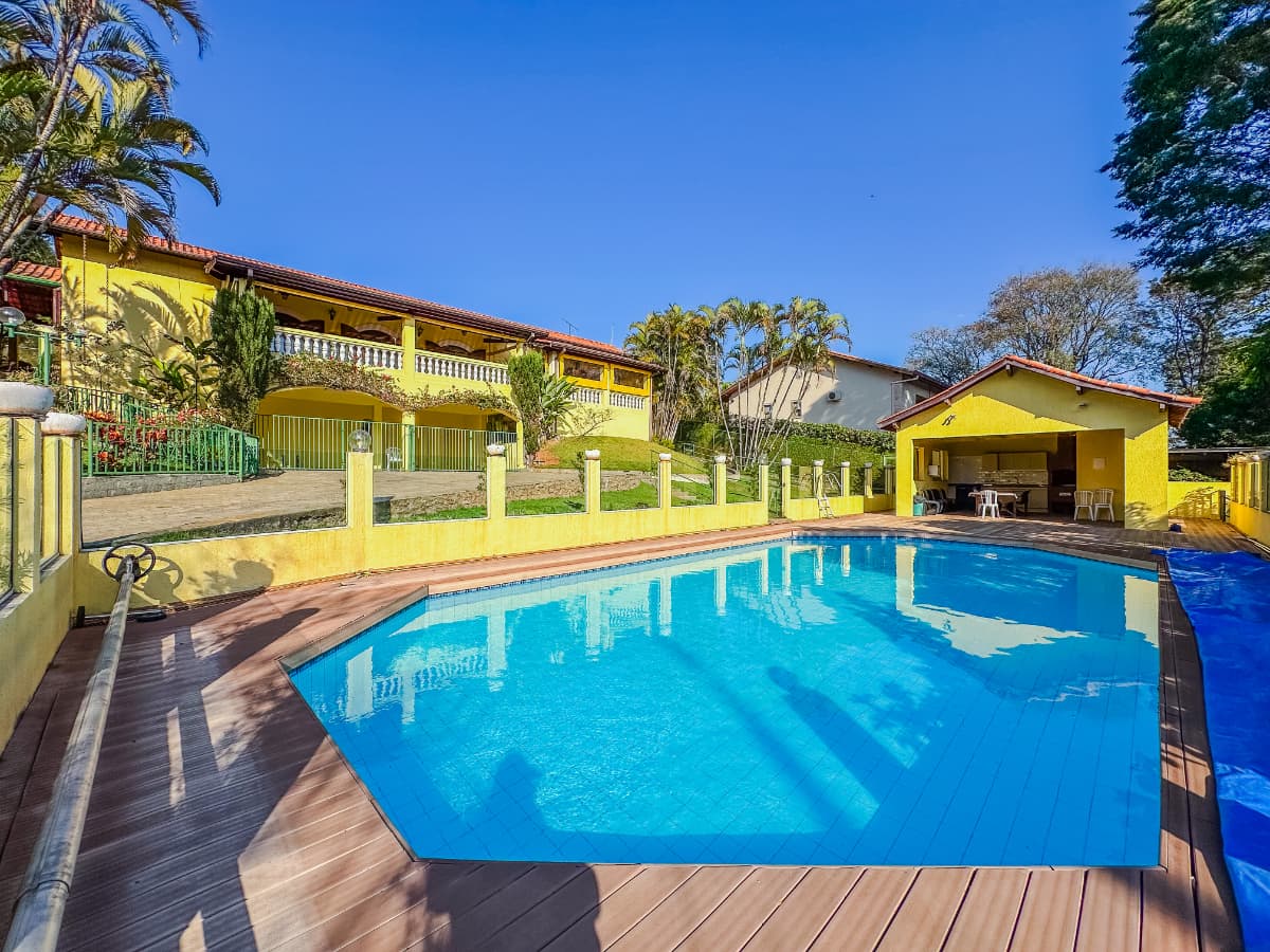 Casa à venda no bairro Nova Fazendinha em Carapicuíba/SP