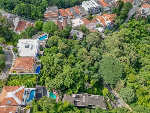 Terreno à venda no bairro Vila Albertina em São Paulo/SP