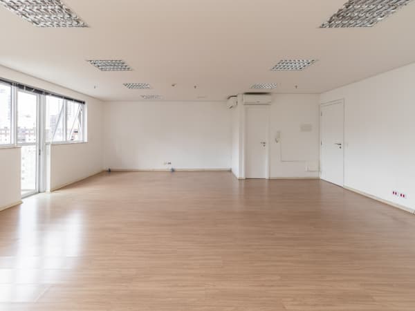Sala comercial à venda no bairro Vila Andrade em São Paulo/SP