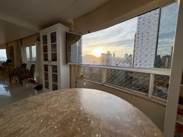 Apartamento à venda no bairro Centro em Balneário Camboriú/SC