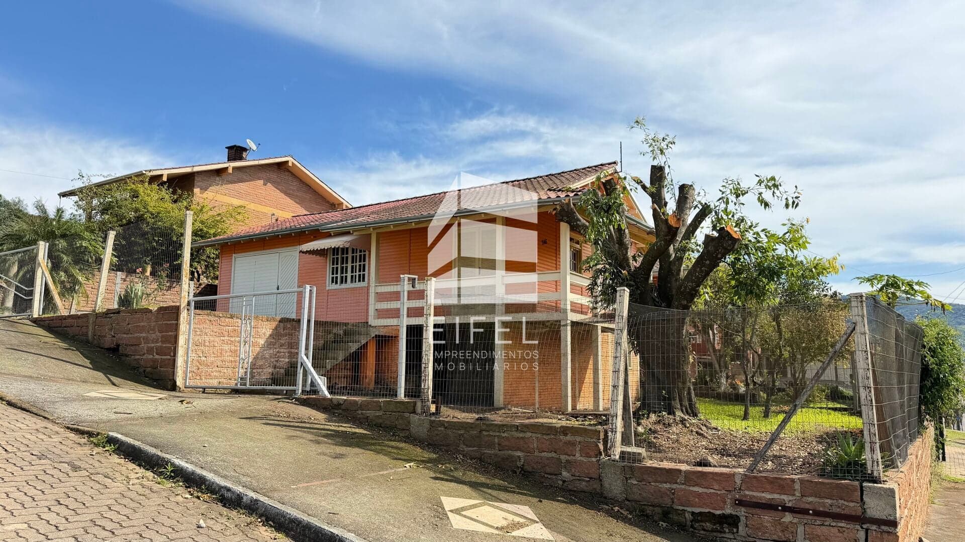 Casa de Esquina Charmosa