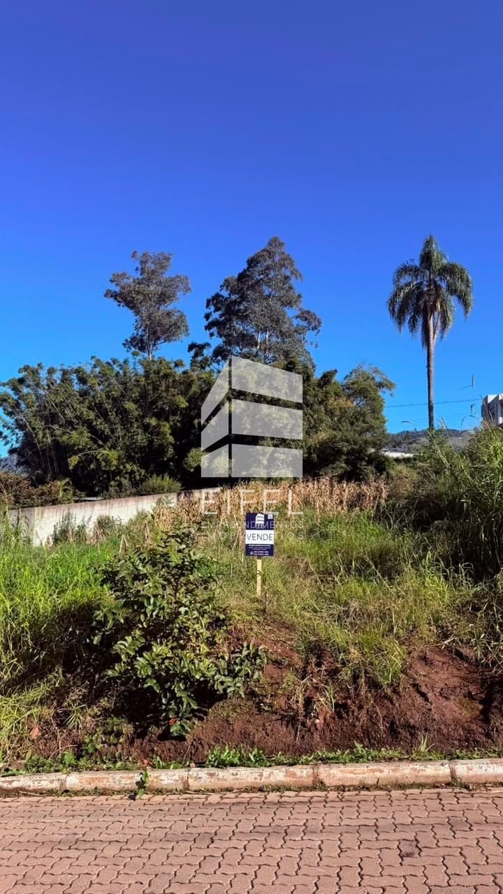 Terreno no centro do Vale Real