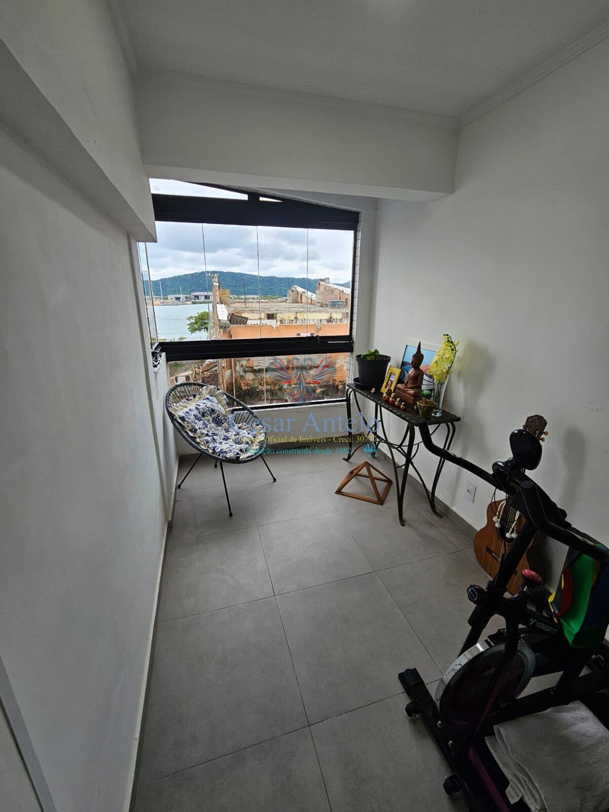 Ótimo Apartamento Alto Padrão em Ponta da Praia - Vista para o Mar - Lazer completo - Santos/SP