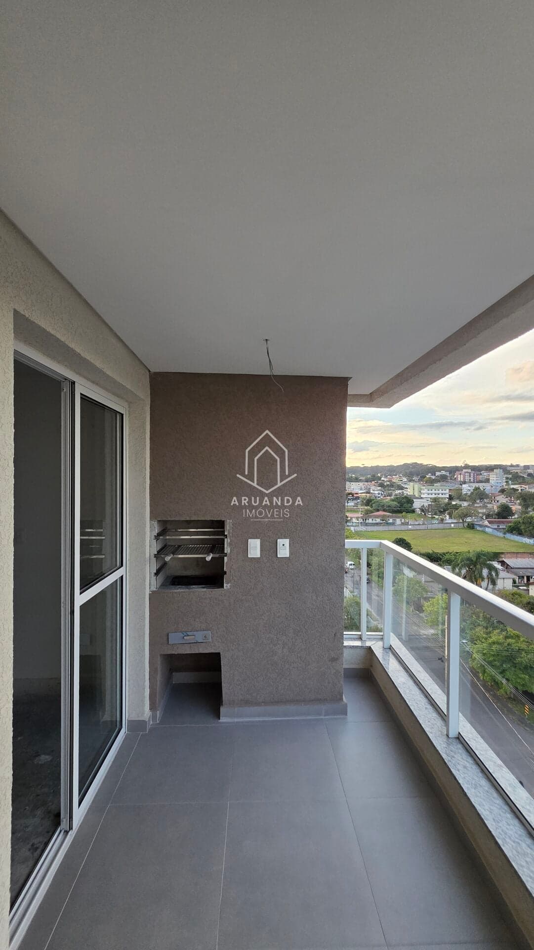 Apartamento com 2 Quartos – 59m² – 1 Vaga
