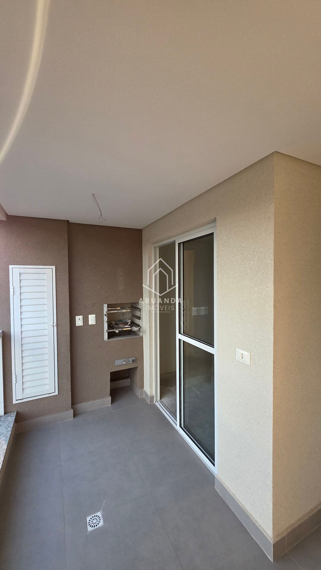 Apartamento com 2 Quartos – 56m² – 1 Vaga