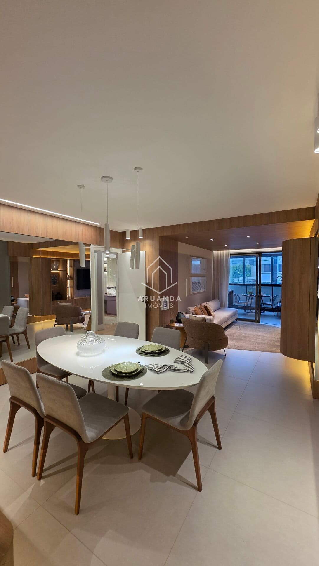 Apartamento com 3 Suítes – 147m² – 2 Vagas – Cristo Rei