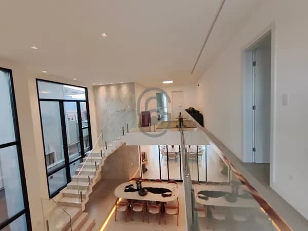 Casa Duplex 4 quartos sendo 3 suites no Boulevard lagoa