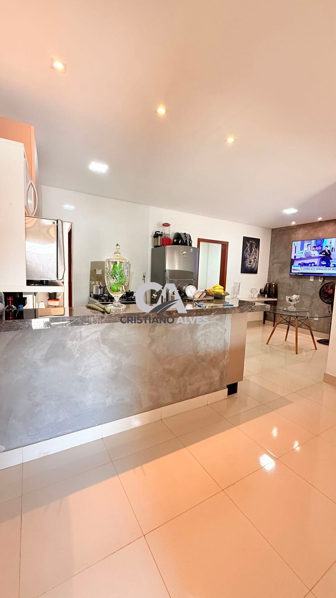 Casa usada à venda com 02 quartos,Setor bairro Itáipu Goiânia ótima localização, avenidas, supermercado,