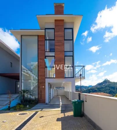 Casa em Teresópolis - Tijuca