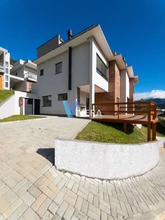 Casa em Teresópolis - Golfe
