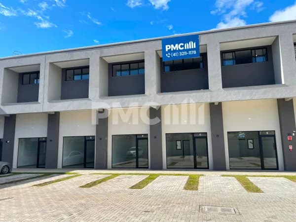 Centro Comercial com Lojas e Salas para Locação em Almirante Tamandaré