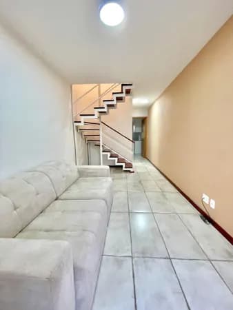 Apartamento em Petrópolis - São Sebastião