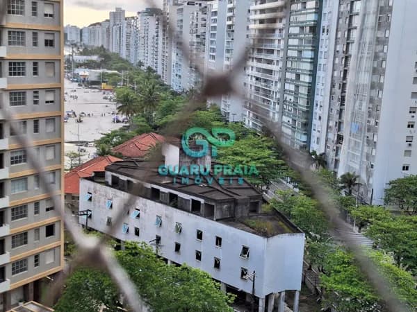 Apartamento em Guarujá - Pitangueiras