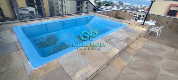 Apartamento Cobertura a 1 quadra do mar na Enseada