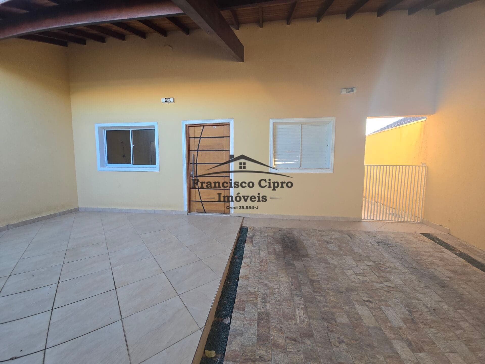Casa em Guaratinguetá - Jardim França I