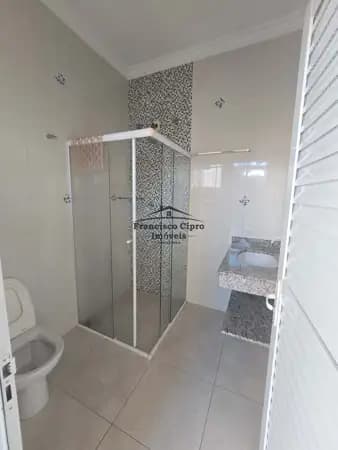 Casa em Guaratinguetá - Vila Indiana