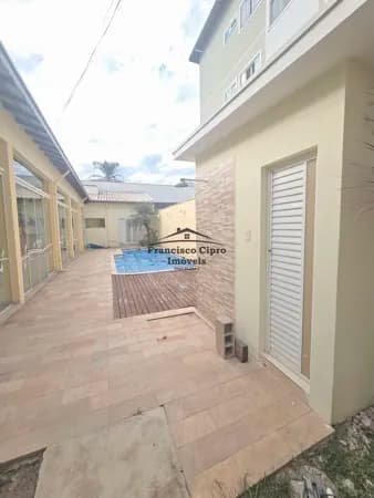Casa em Guaratinguetá - Vila Indiana