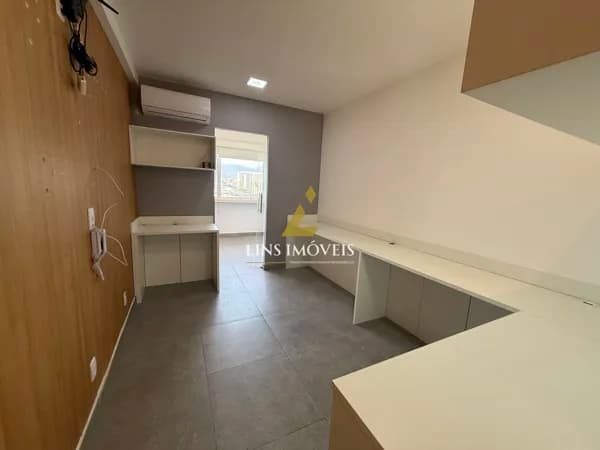 🏢 Sala Comercial no DHC Office com Vaga, Planejados e Ar-Condicionado | R$ 80 Mil