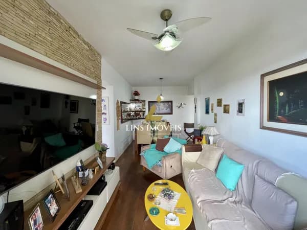 Excelente apartamento à venda 55m² - no Condomínio Vila Solange localizado na Estrada do Portela - Madureira, RJ - R$ 250.000,00 - 02 quartos, varanda, 01 vaga de garagem, sol da manhã.