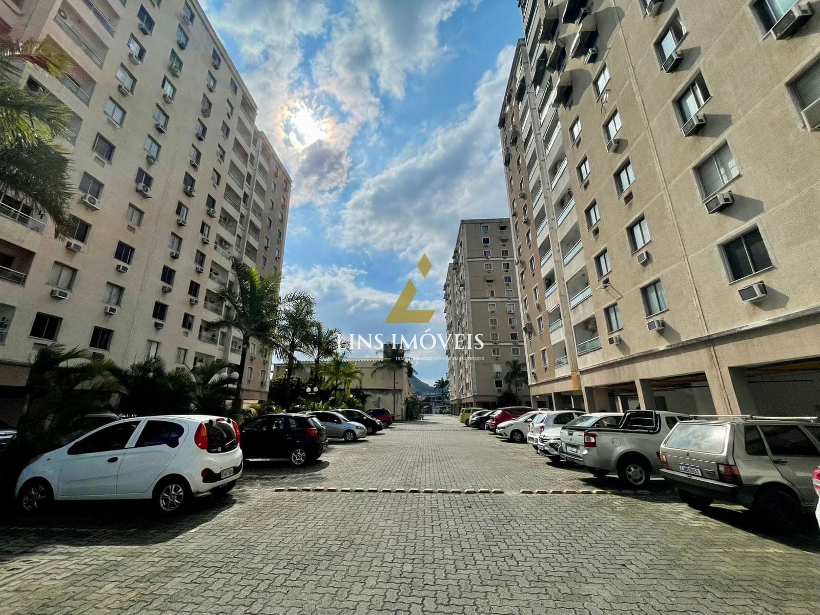Excelente apartamento à venda 48m² - no Condomínio Spazio Riverside localizado na Rua Coronel Almeida - Piedade, RJ - R$ 265.000,00 - 02 quartos, varanda, 01 vaga de garagem na escritura, sol da manhã.