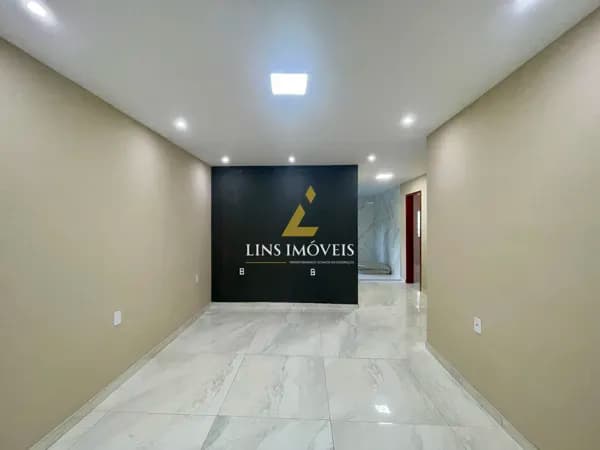 🏡 Excelente Casa de vila térrea à venda c/ 70m² - localizado na Rua Cerqueira Daltro - Cascadura, RJ - R$ 260.000,00 - 02 quartos sendo 01 suíte, varanda, sol da manhã.