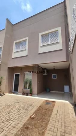 Casa/Sobrado à Venda no Jardim Golden Park em Londrina/PR | 4 Quartos | 2 Suítes | Área Gourmet | Próximo ao Shopping Norte