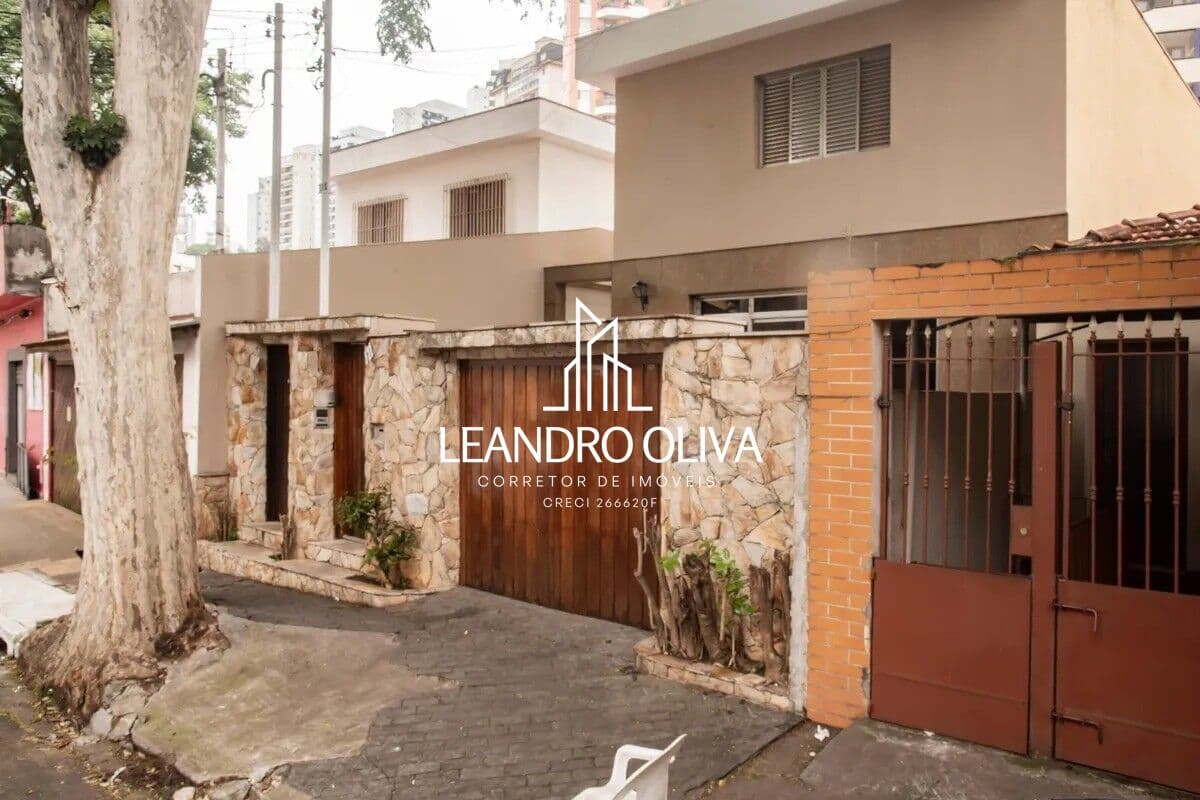 Sobrado à venda na Chácara Inglesa – 400 m² | 3 dormitórios (1 suíte) | 3 vagas | Próximo ao metrô