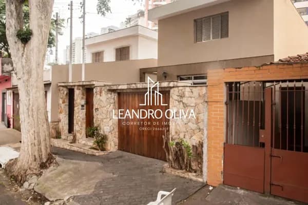 Sobrado à venda na Chácara Inglesa – 400 m² | 3 dormitórios (1 suíte) | 3 vagas | Próximo ao metrô