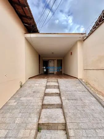 Casa com 2 dormitórios à venda, Bairro Vila Paulista - Rio Claro/SP por R$ 350.000,00