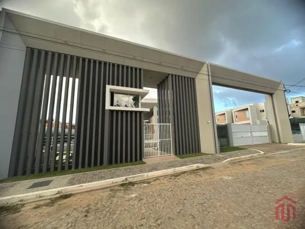 Sobrado em Eusébio - Urucunema
