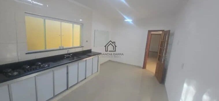 Casa Térrea de 200m² Ibiti Royal