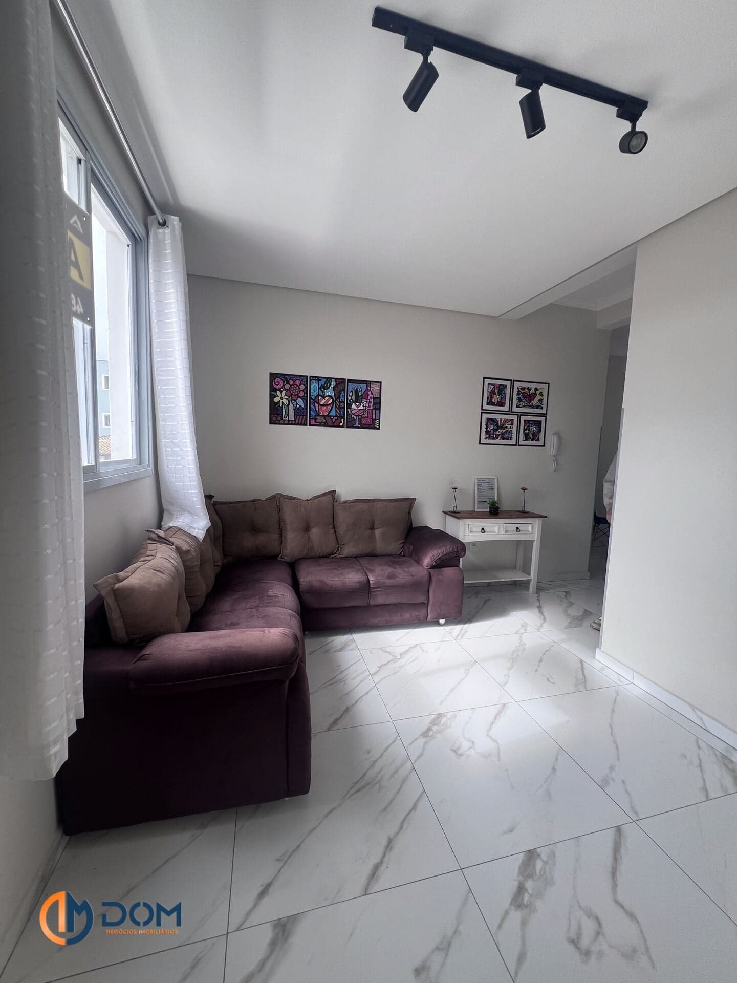 Apartamento mobiliado com 02 dormitórios (01 suíte) próximo ao Brasil Atacadista