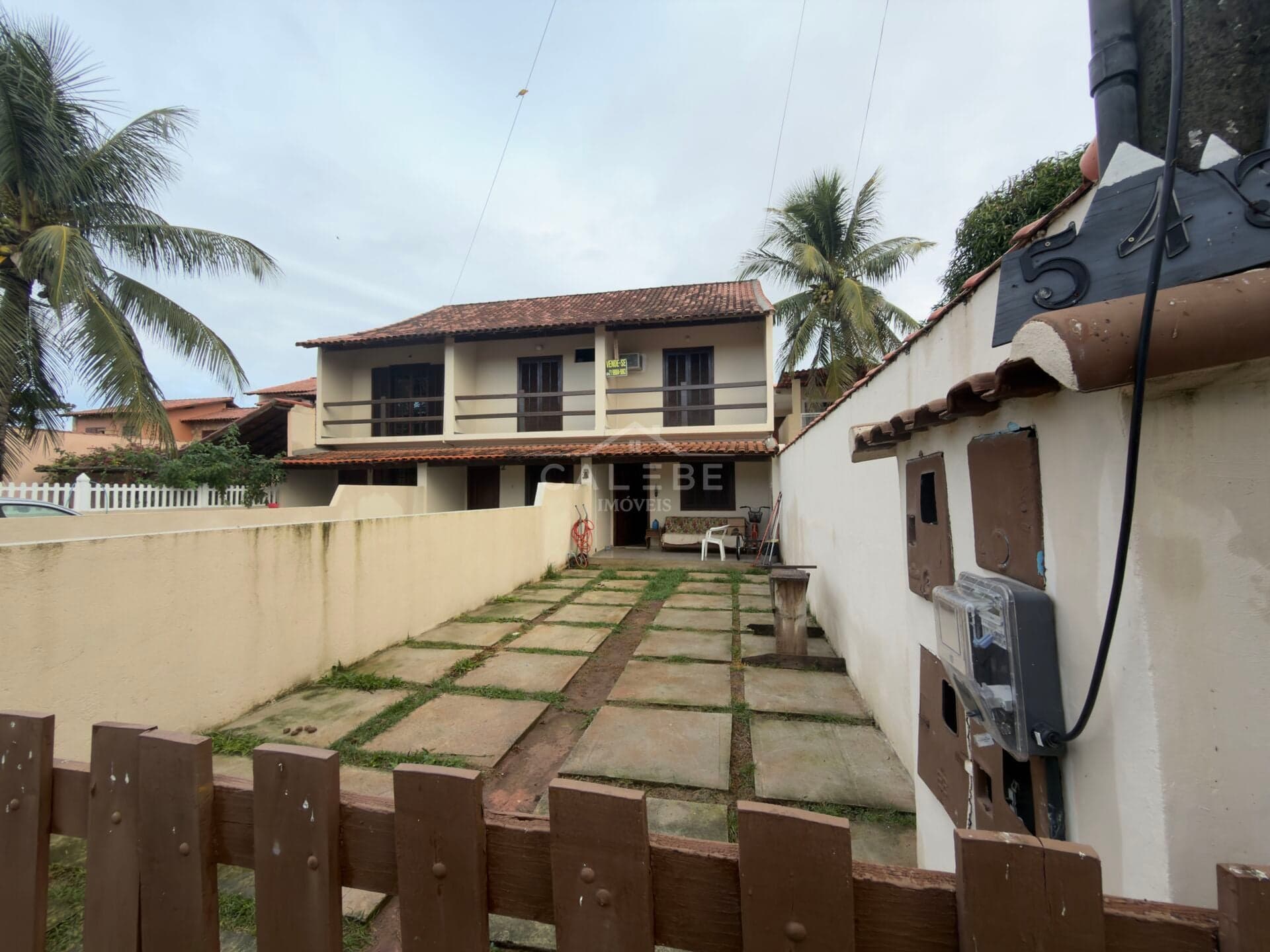 DUPLEX PRÓXIMO A LAGOA - 2 QUARTOS - R$310.000,00 / PRAIA SECA - ARARUAMA/RJ