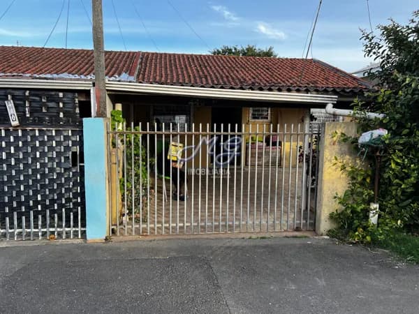 Casa em Campina Grande do Sul - Jardim Eugenia Maria