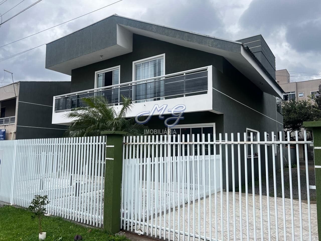 Sobrado em Campina Grande do Sul - Jardim Paulista