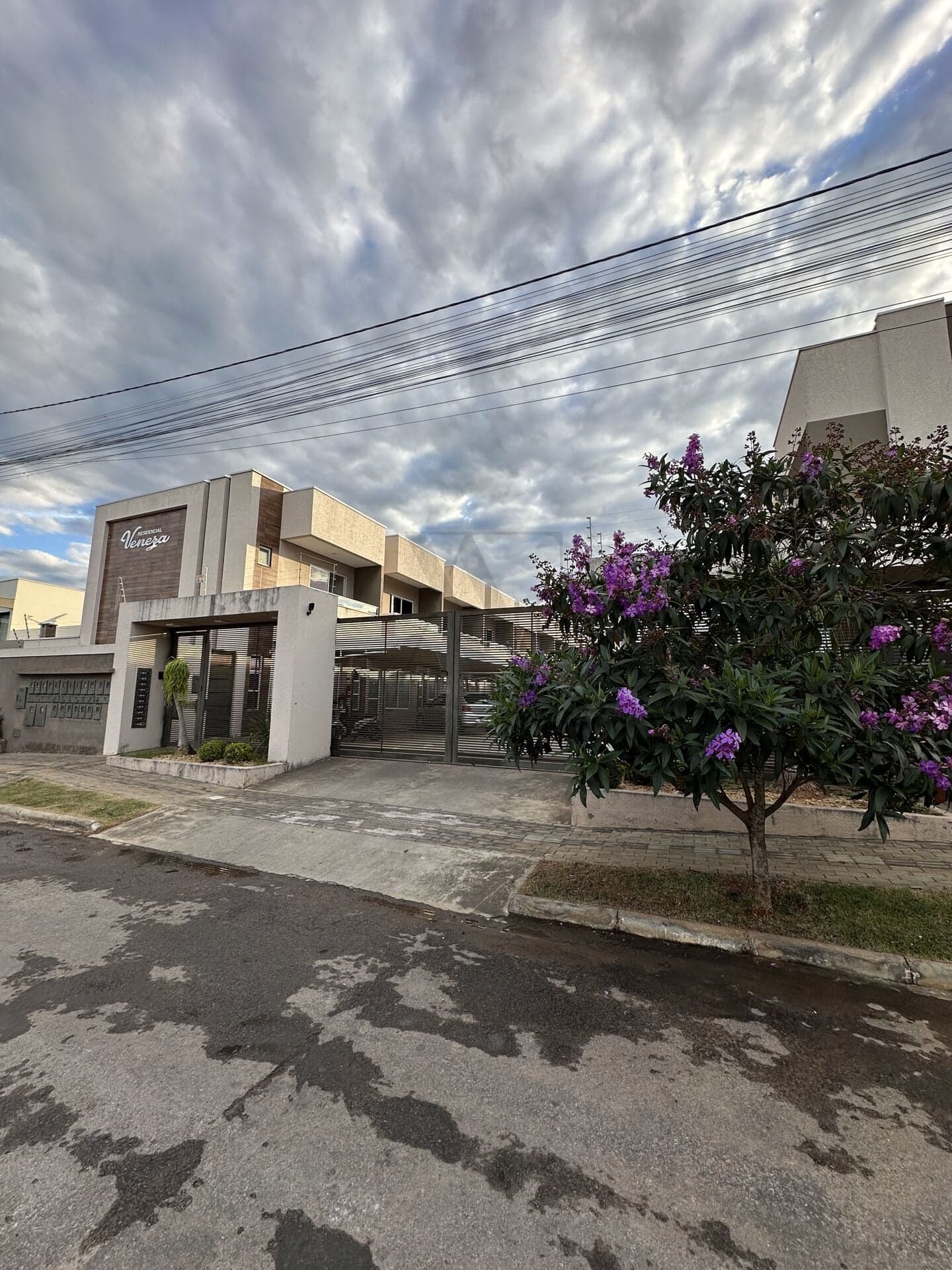 Apartamento em Goianésia - Setor Universitário