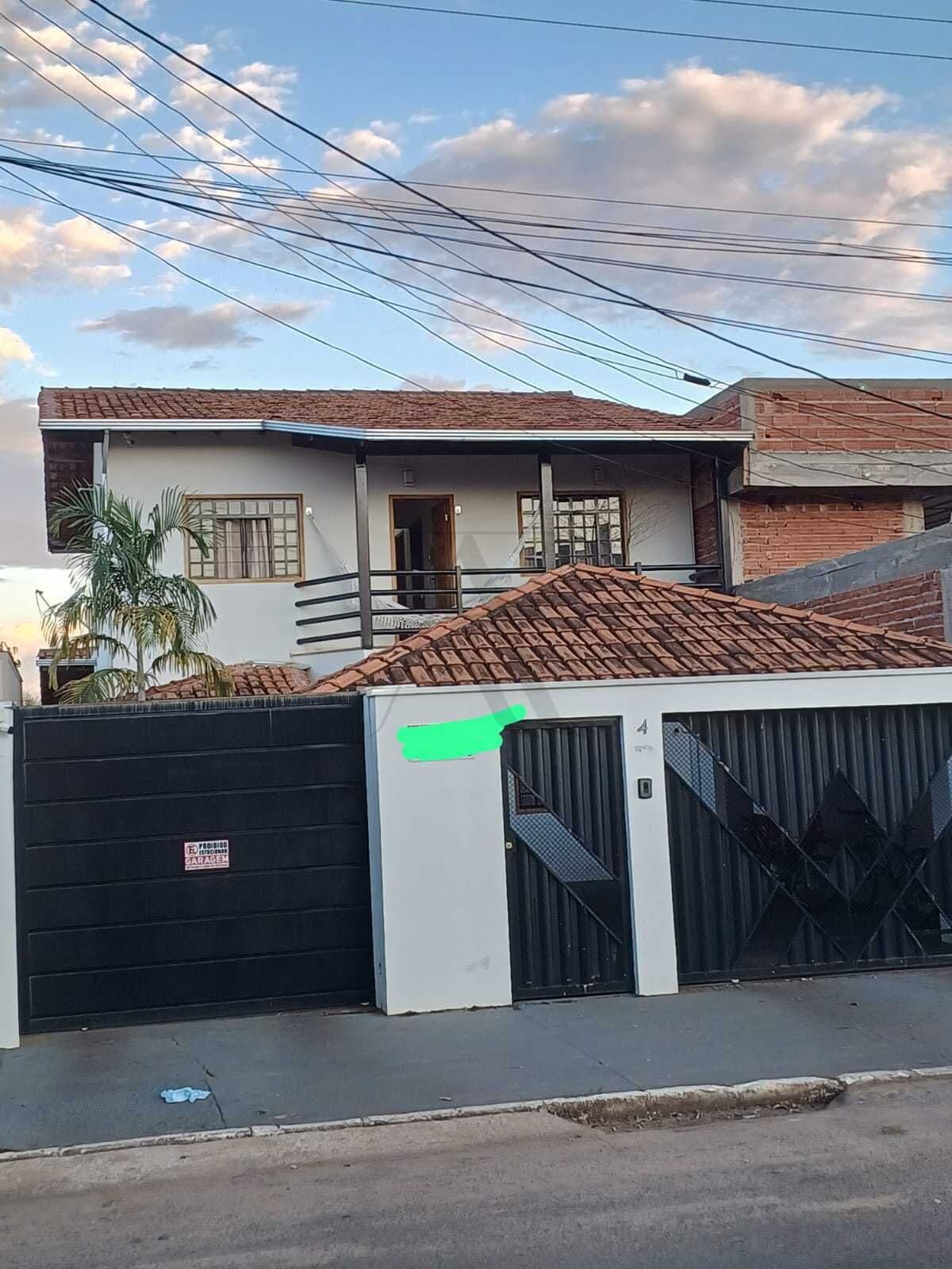 Casa em Goianésia - Bairro Carrilho