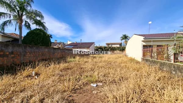 Terreno + Projeto