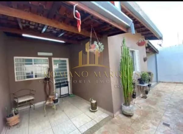 Casa uma ótima localização em condoímio fechado