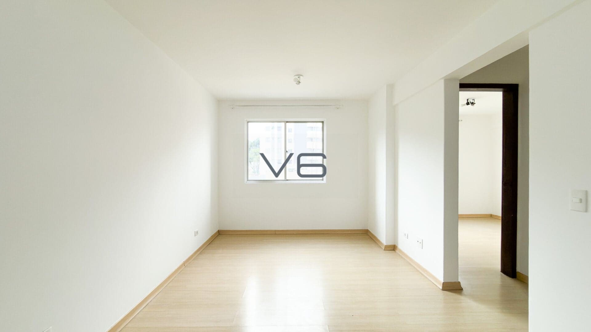 Apartamento Padrão com 2 quartos, 1 vaga de garagem, 43,05m² privativos, no Água Verde, Curitiba - PR.
