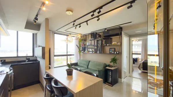 Apartamento Padrão com 2 quartos, 2 vagas de garagem, 50,05m² privativos, no Portão, Curitiba - PR.