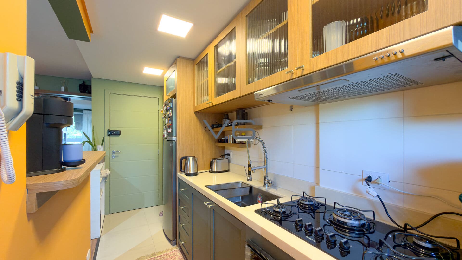 Apartamento Padrão com 2 quartos, 1 vaga de garagem,59m² privativos, no Hugo Lange, Curitiba - PR.