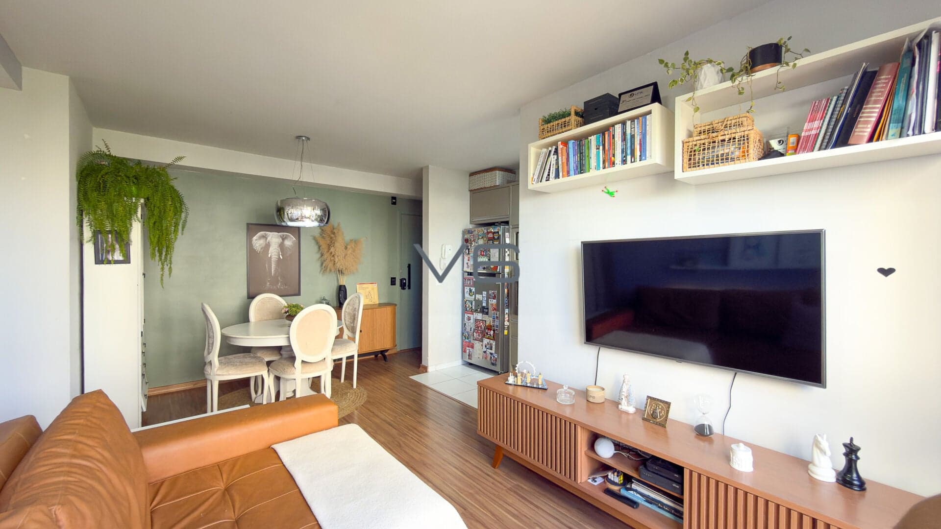 Apartamento Padrão com 2 quartos, 1 vaga de garagem, 56m² privativos, no Santa Quitéria, Curitiba - PR.