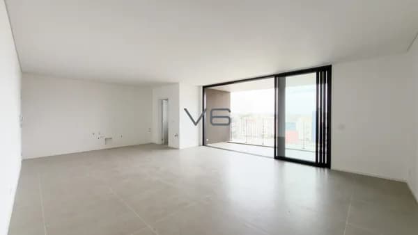 Apartamento Alto Padrão com 140,97m² privativos, no Água Verde, Curitiba - PR.