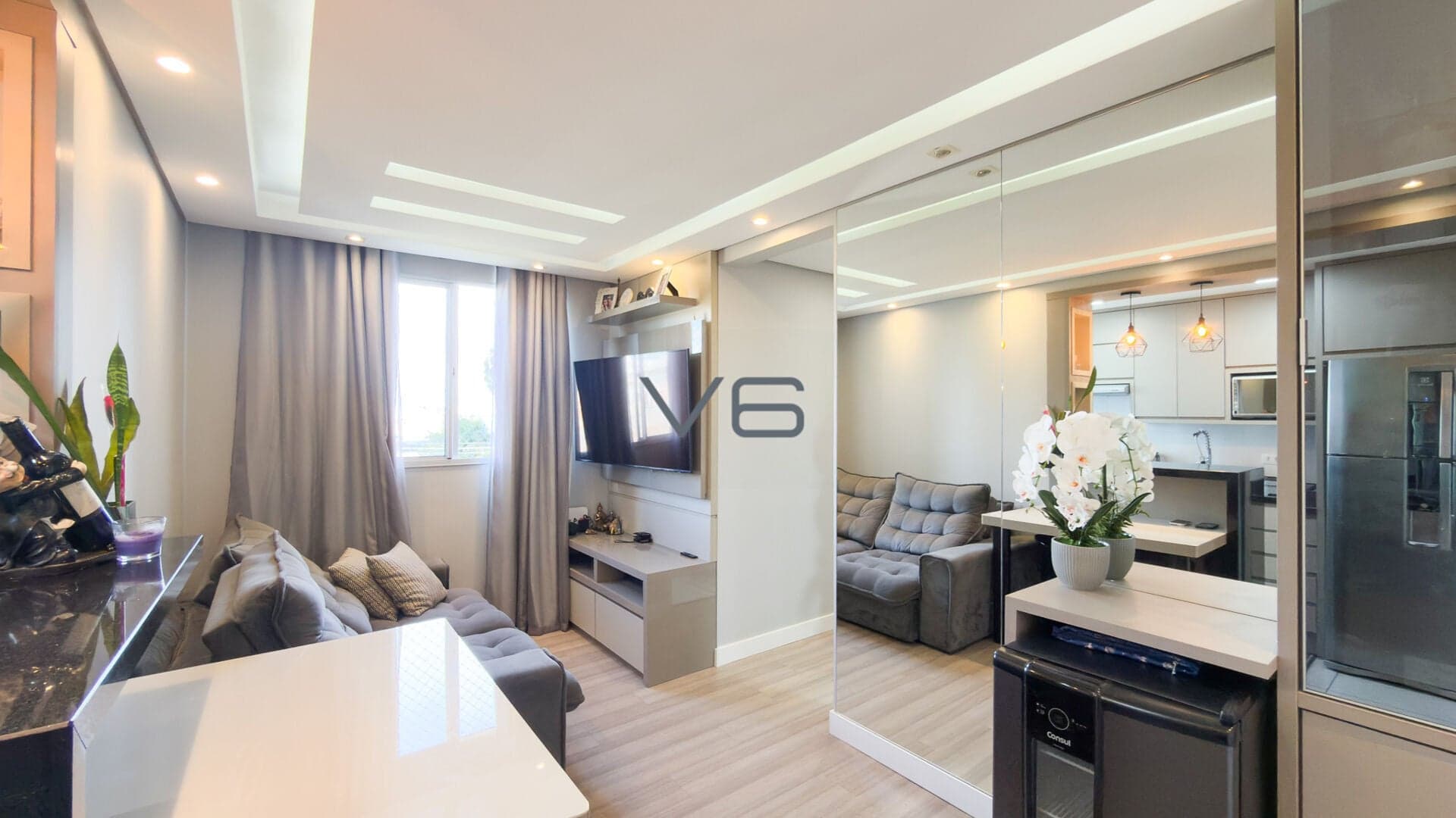 Apartamento Padrão com 2 quartos, 2 vagas de garagem, 55,61m² privativos, no Pinheirinho, Curitiba - PR.