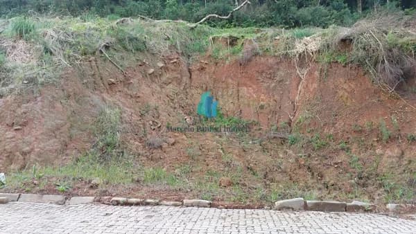 Terreno em Loteamento Fechado