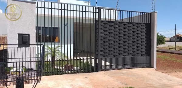 Casa á Venda com 3 Dormitórios (1 Suíte) no Jardim Colina Verde - Maringá
