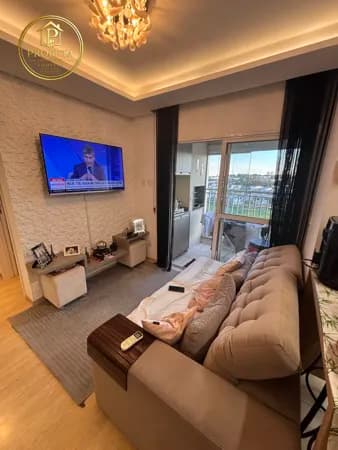 Apartamento Mobiliado á Venda com 2 Quartos (1 Suíte) na Zona 2 - Maringá